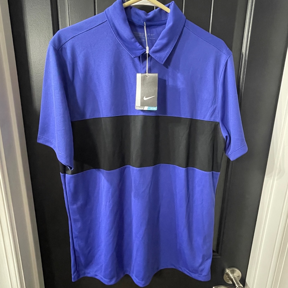 Men’s Nike shirt size large